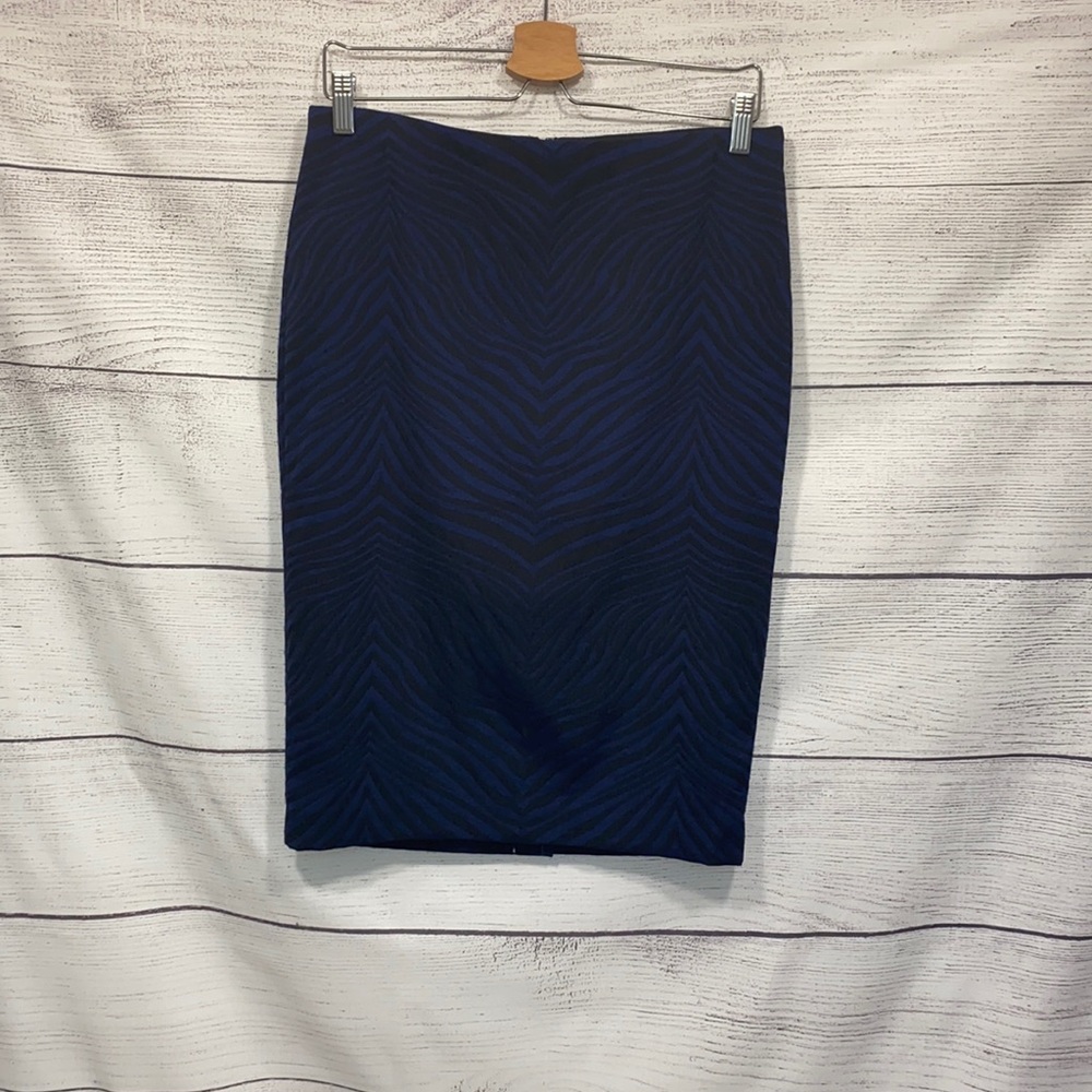 NWT Ann Taylor blue & black Zebra Print skirt 6